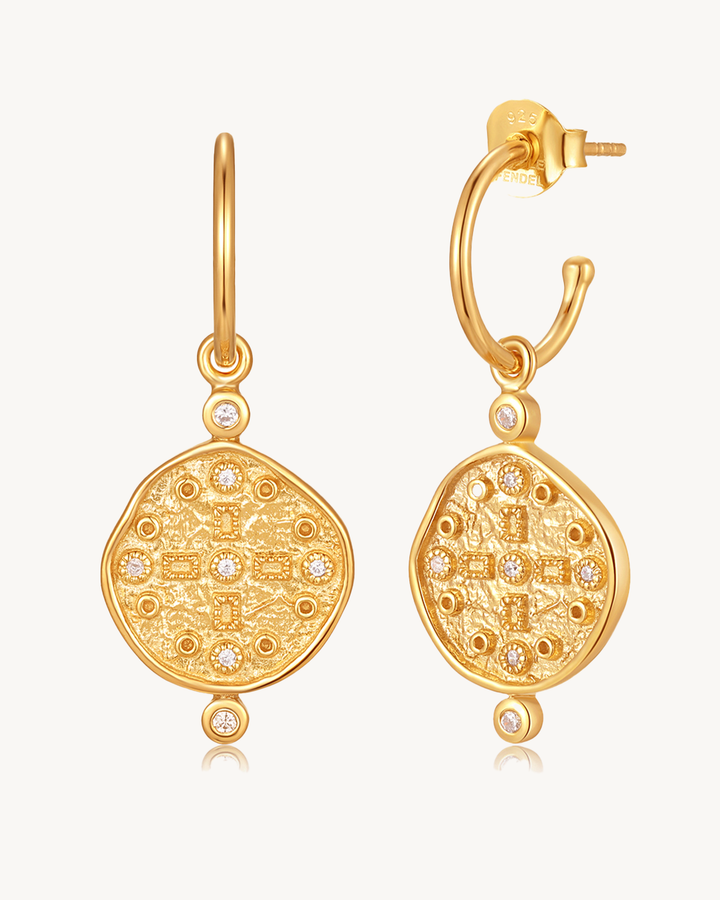Earth Coin Huggie 18k