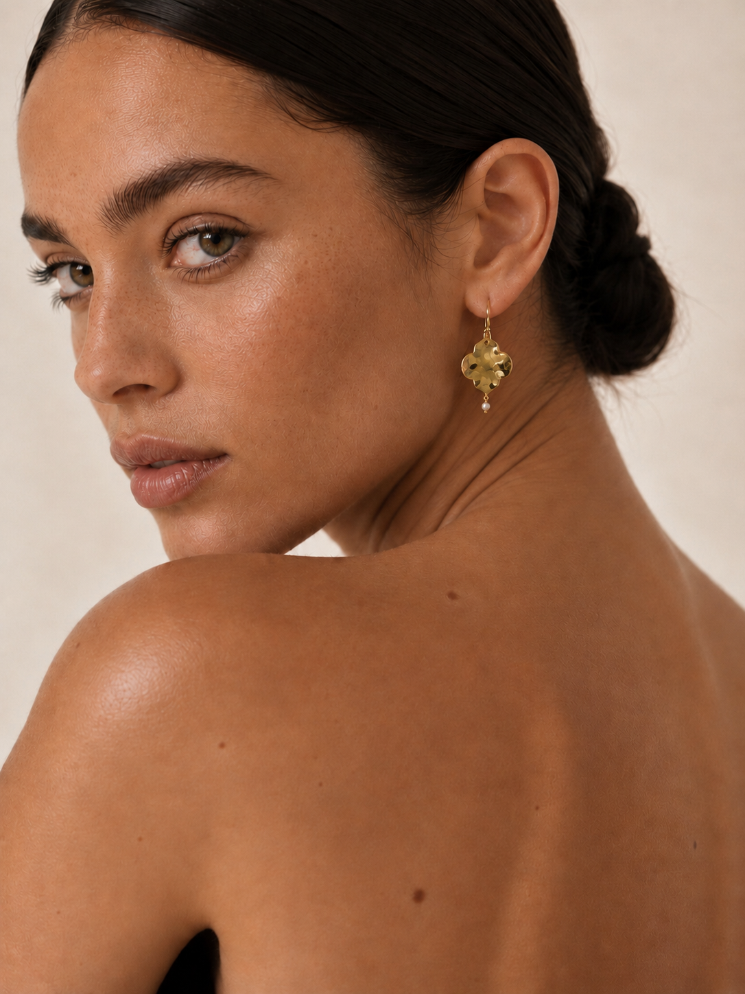 Ari Earrings