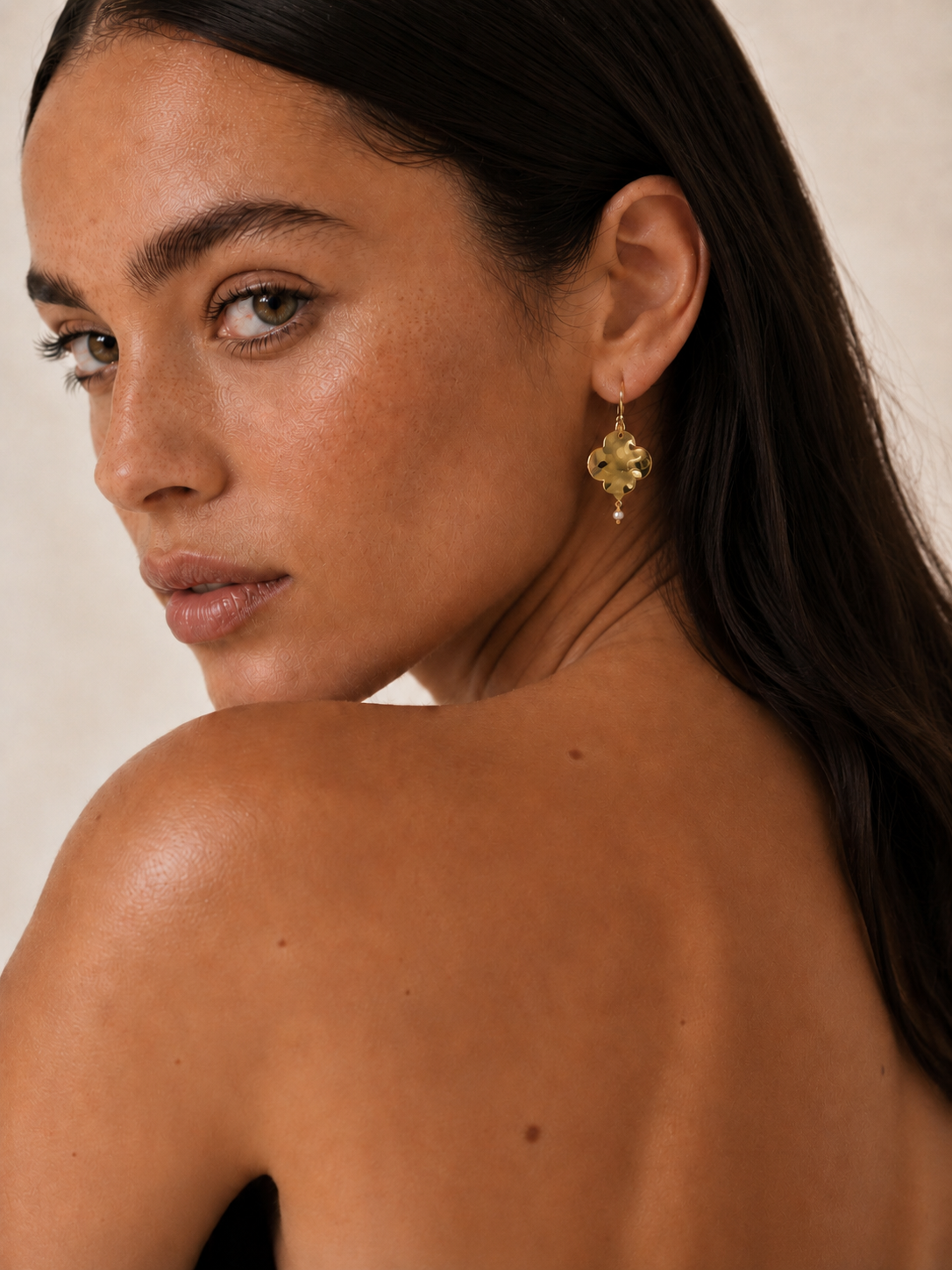 Ari Earrings