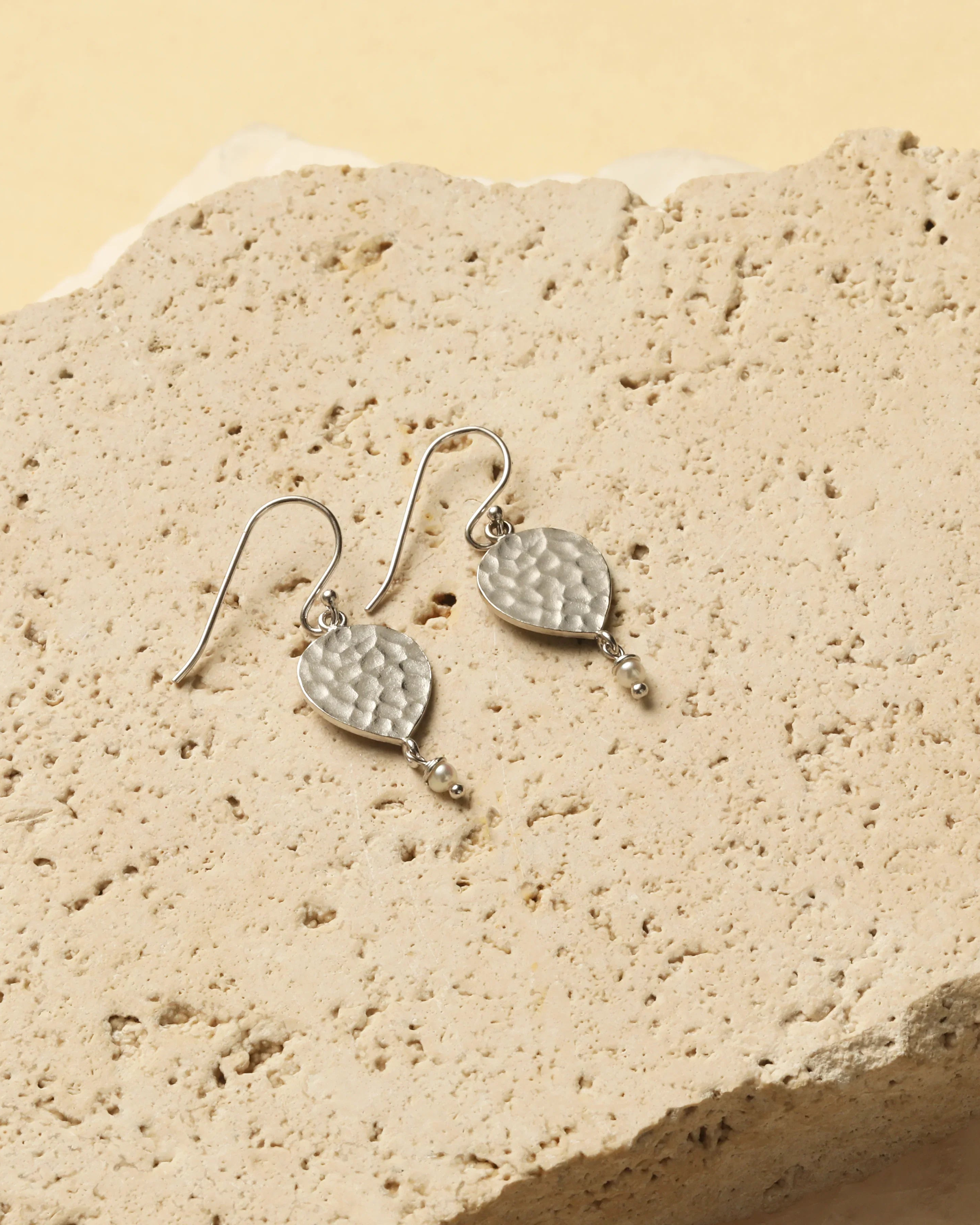 Maya Pearl Earring - Green Toumaline