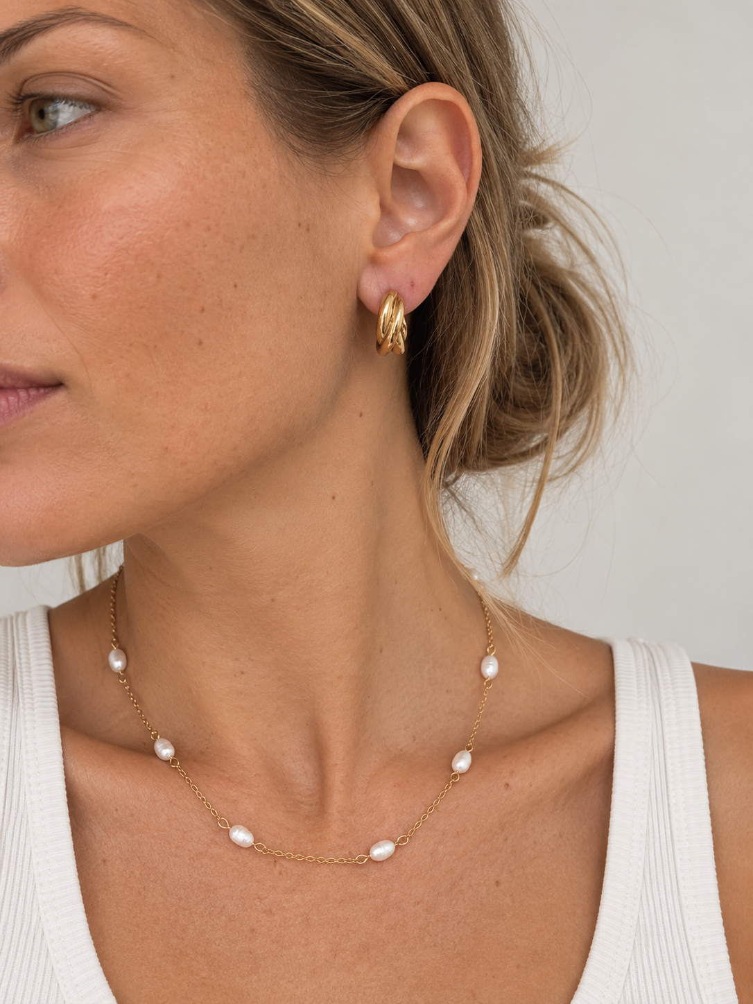 Dia Bundle- Freshwater Pearl Necklace,  Freshwater Pearl Hoop Earrings &  Bec Earrings