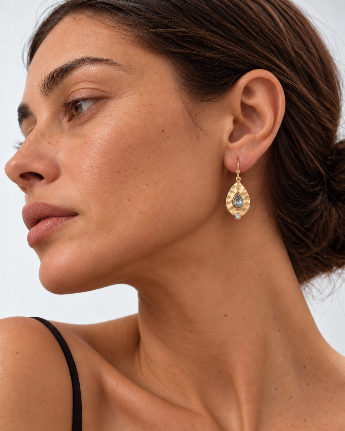Teardrop Sky Blue Topaz