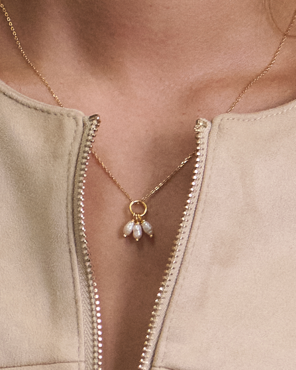 Pearl Cluster Necklace