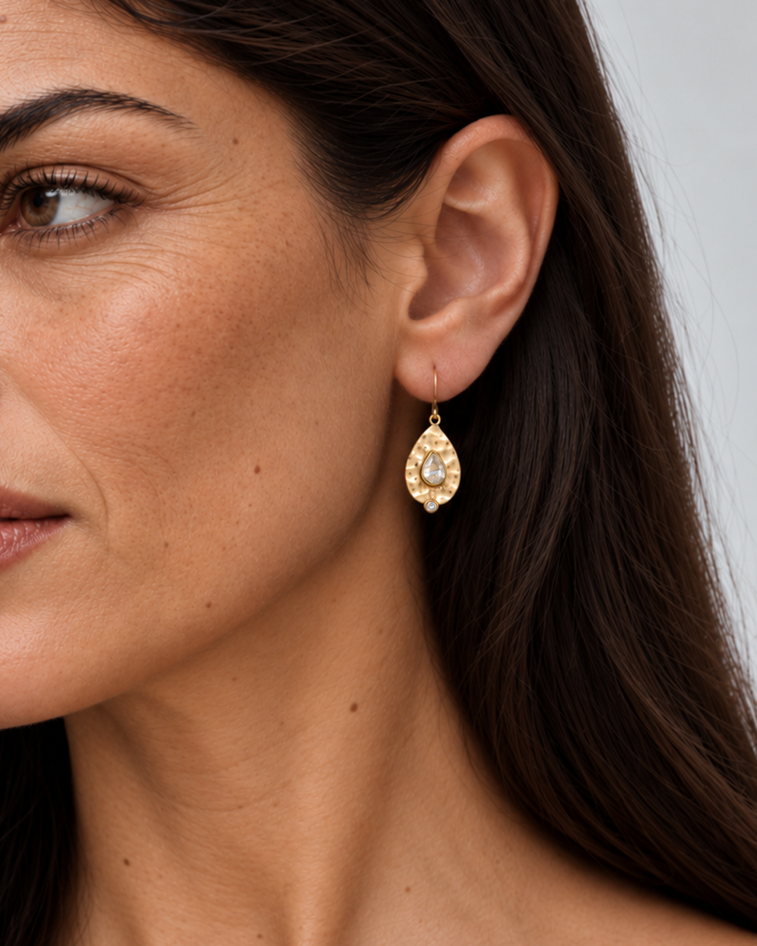 Nina Teardrop Moonstone