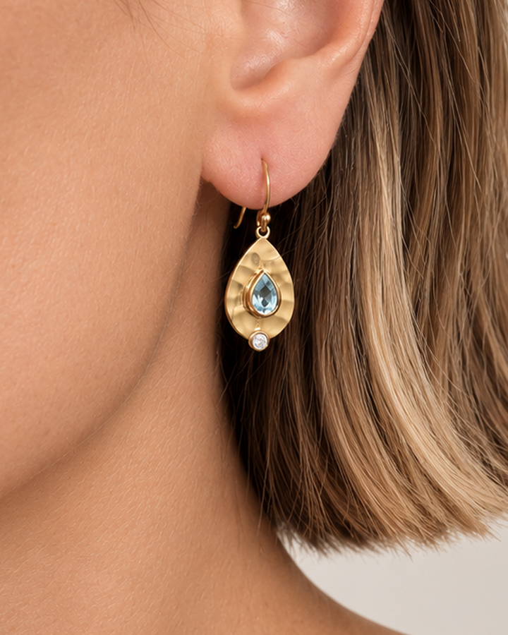 Teardrop Sky Blue Topaz